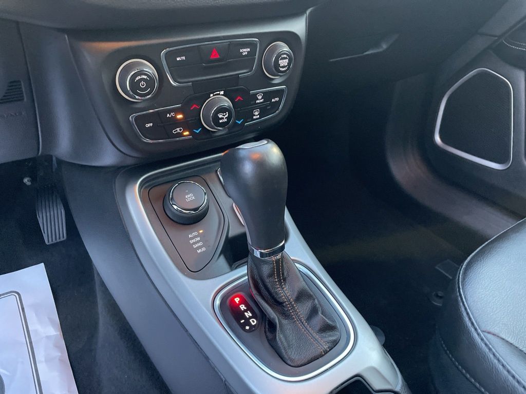 Used 2019 Jeep Compass - photo 30