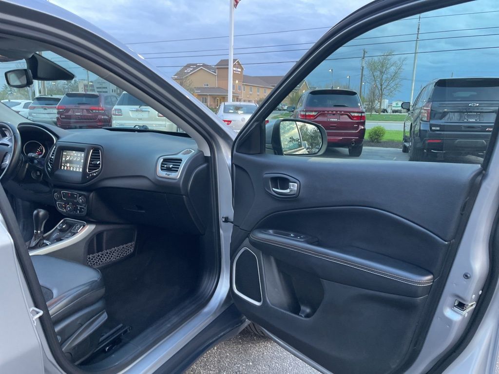 Used 2019 Jeep Compass - photo 37