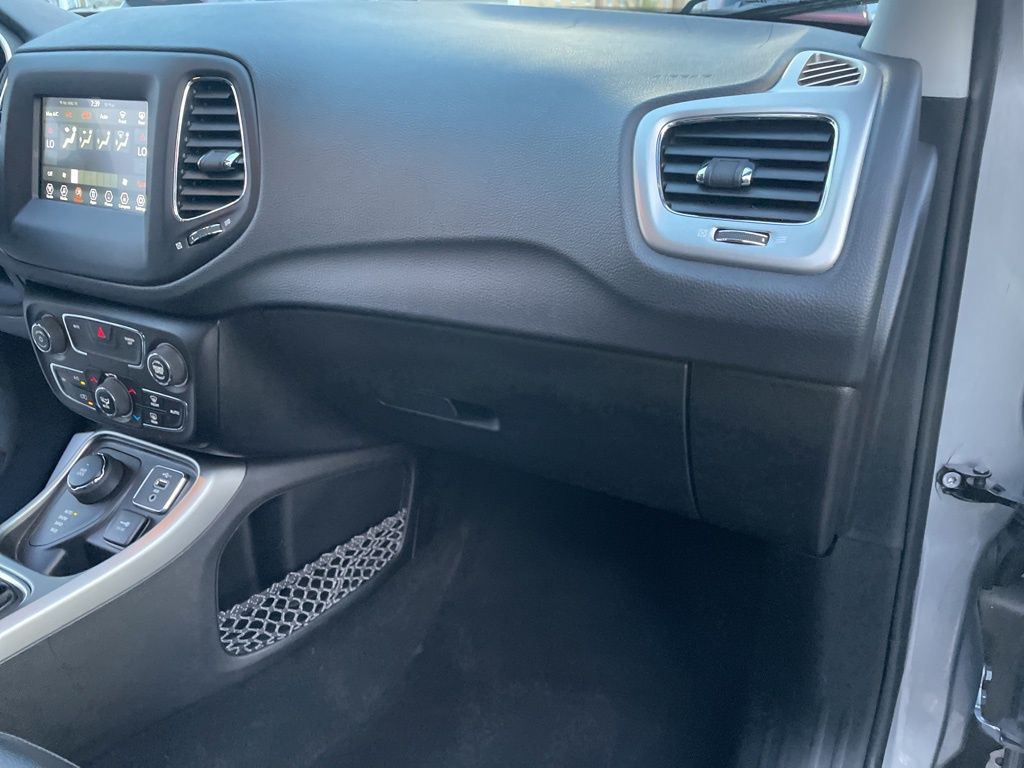 Used 2019 Jeep Compass - photo 39