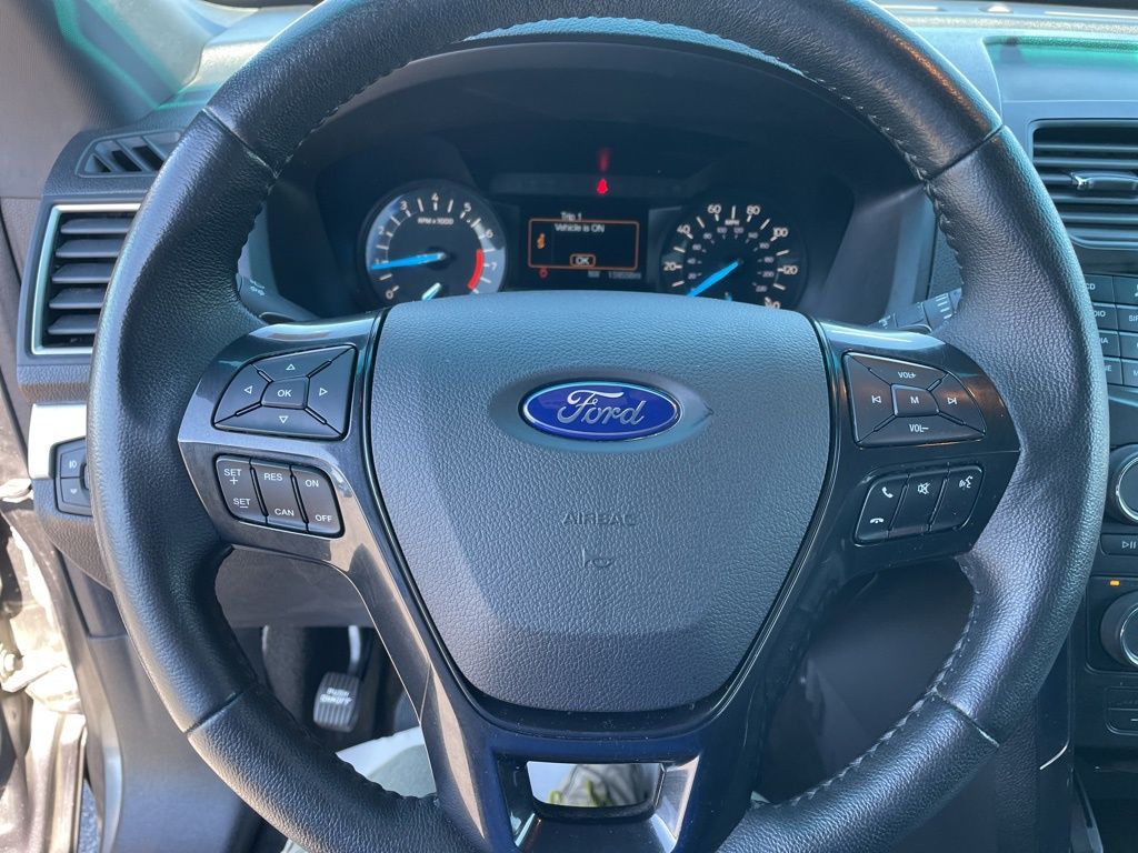 Used 2017 Ford Explorer - photo 22