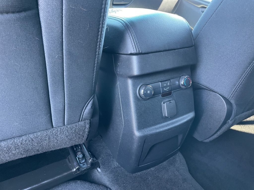 Used 2017 Ford Explorer - photo 31