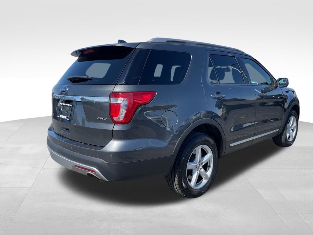 Used 2017 Ford Explorer - photo 7
