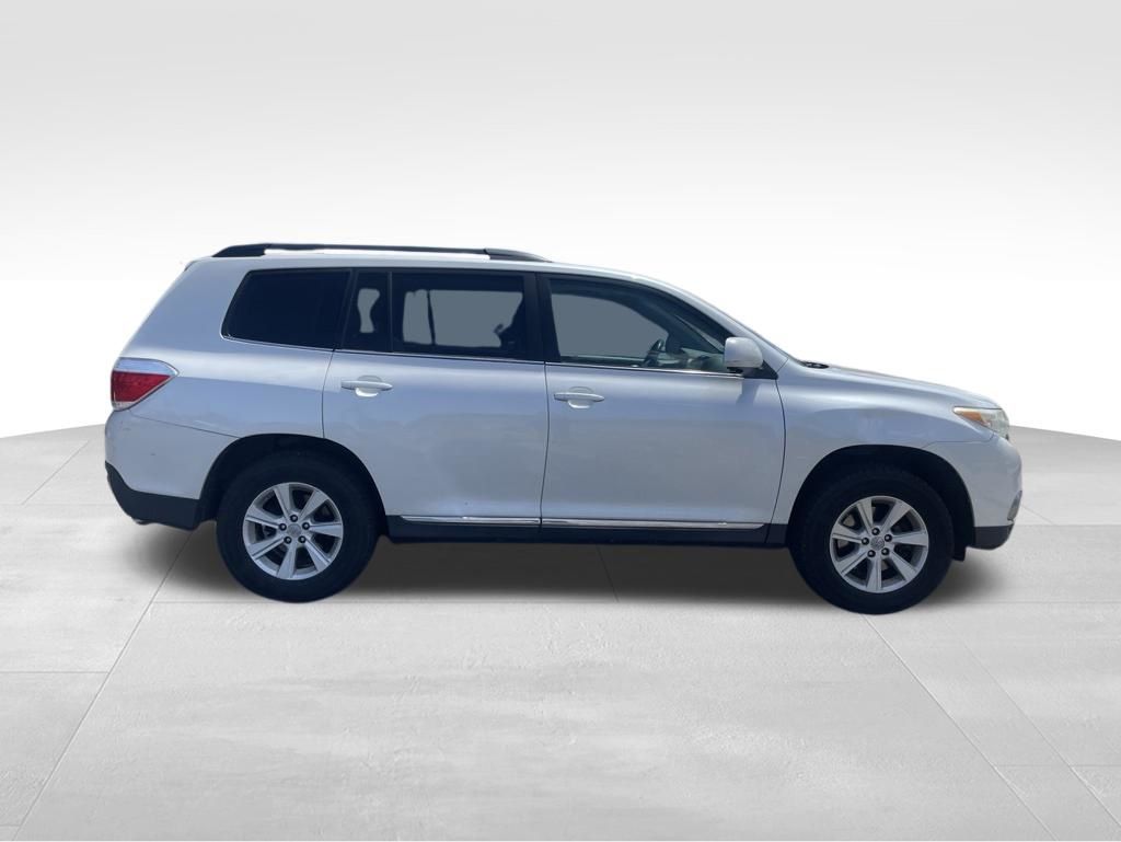 Used 2011 Toyota Highlander - photo 12