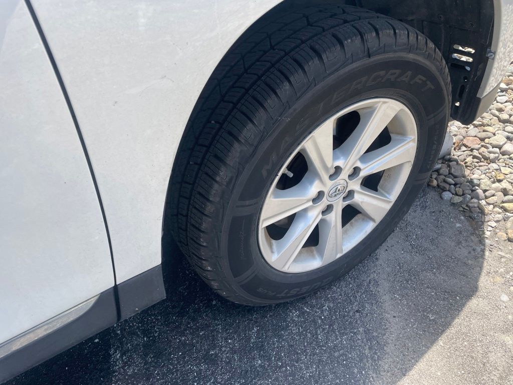 Used 2011 Toyota Highlander - photo 11