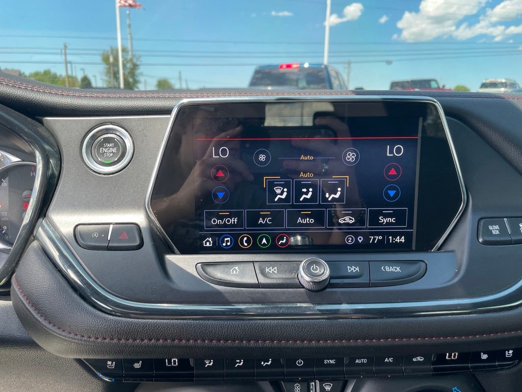 Used 2021 Chevrolet Blazer - photo 29
