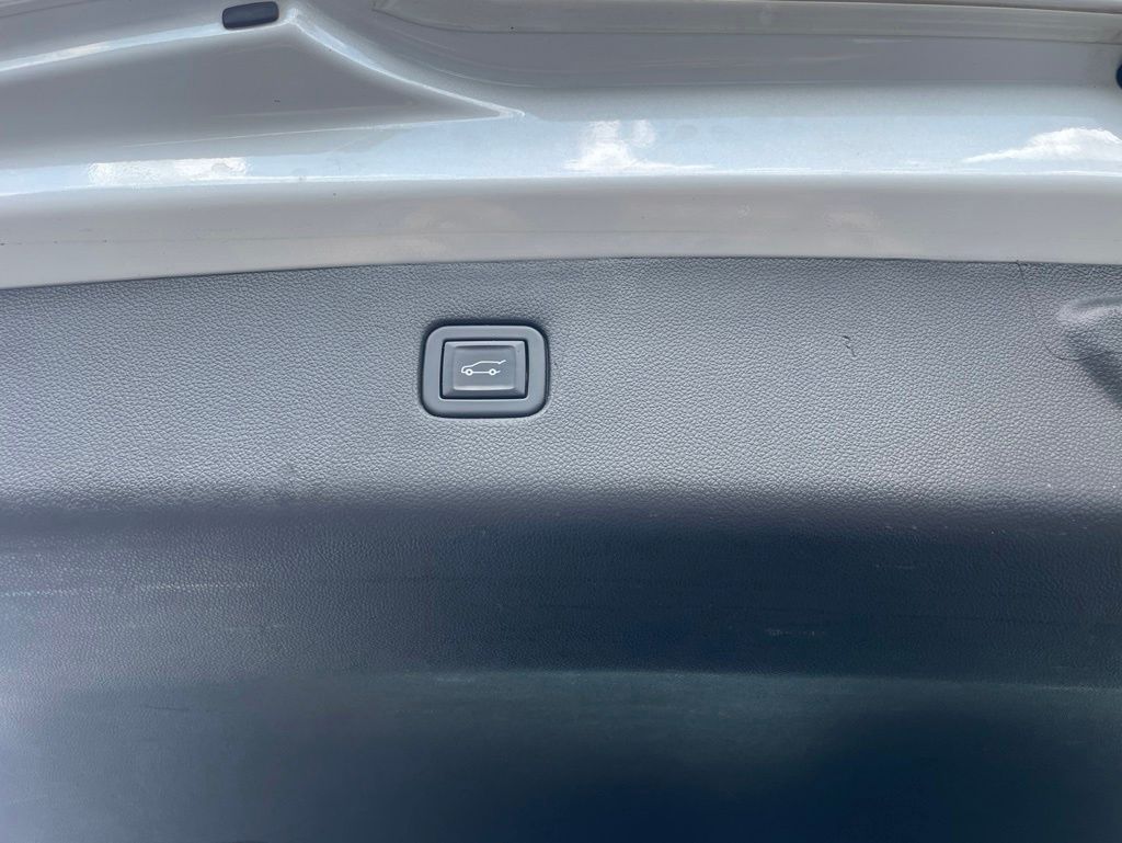 Used 2021 Chevrolet Blazer - photo 38