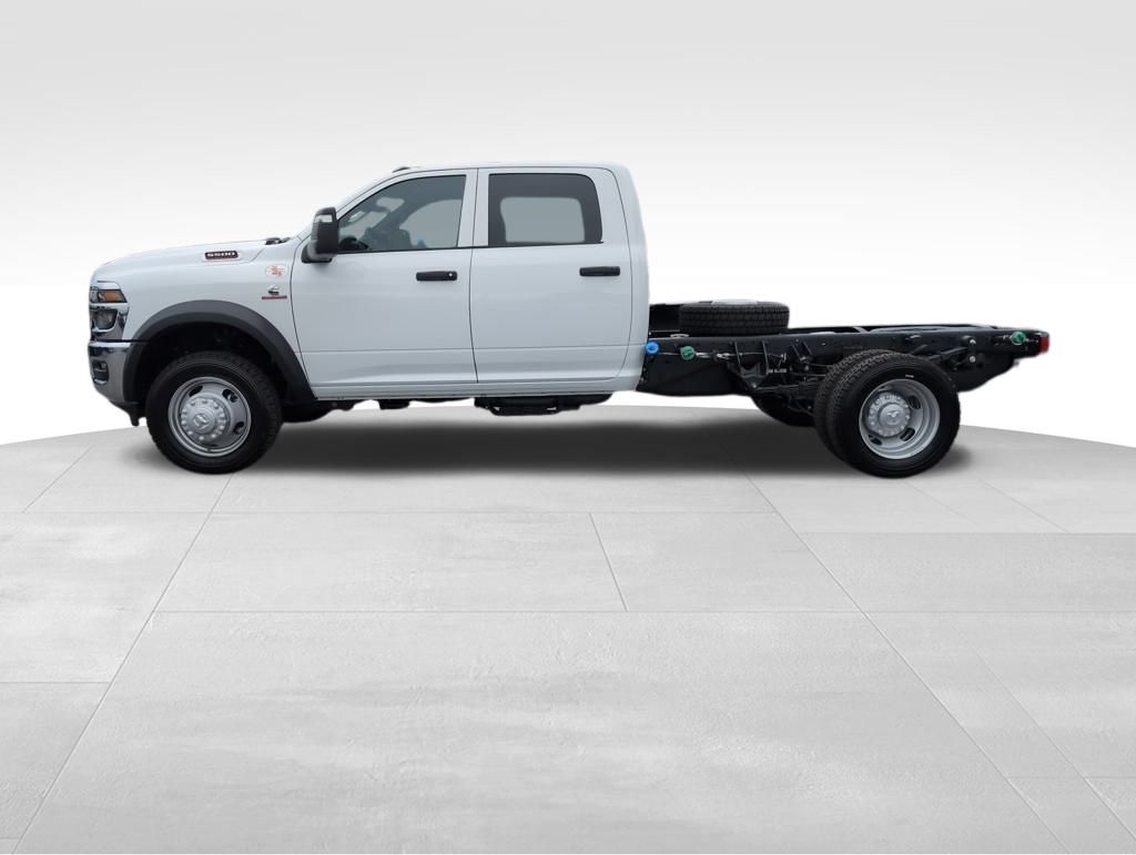New 2025 Ram 5500 - photo 6