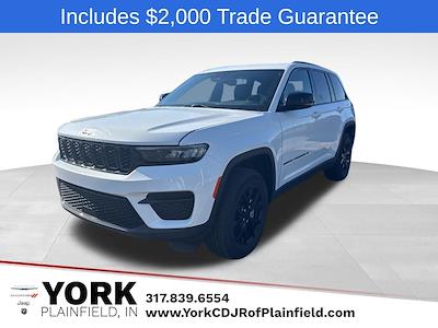 Used 2024 Jeep Grand Cherokee - photo 1