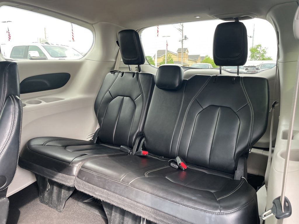 Used 2023 Chrysler Pacifica - photo 32