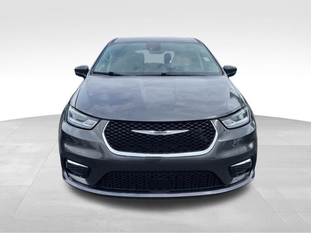 Used 2023 Chrysler Pacifica - photo 10