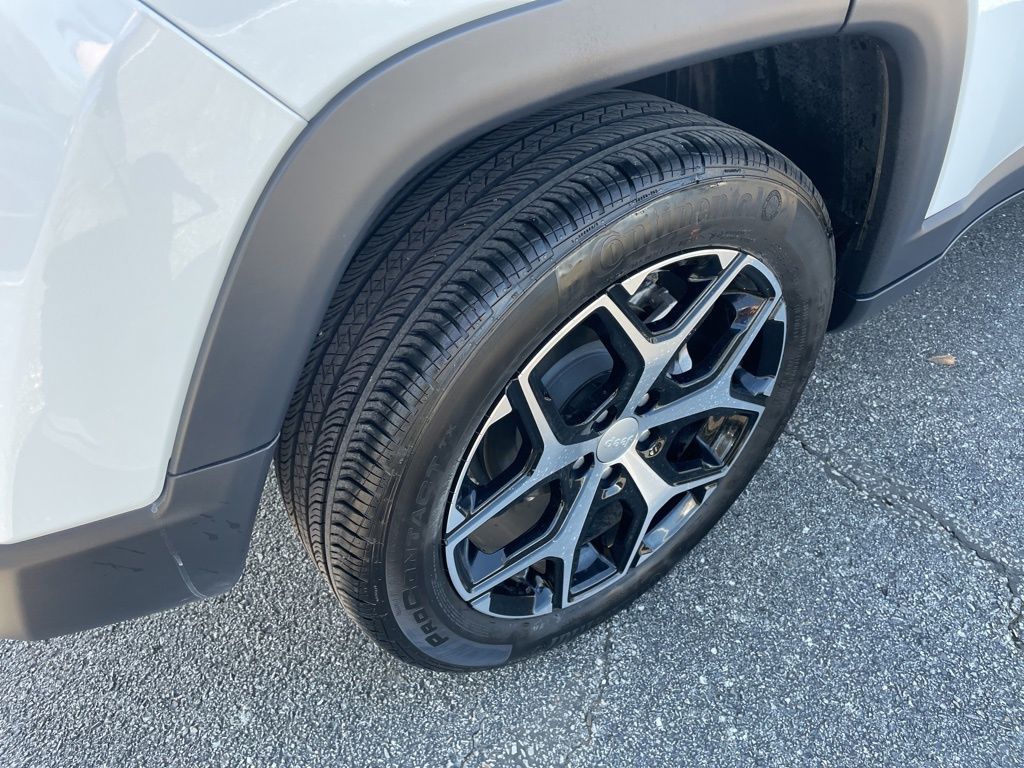 Used 2024 Jeep Compass - photo 13
