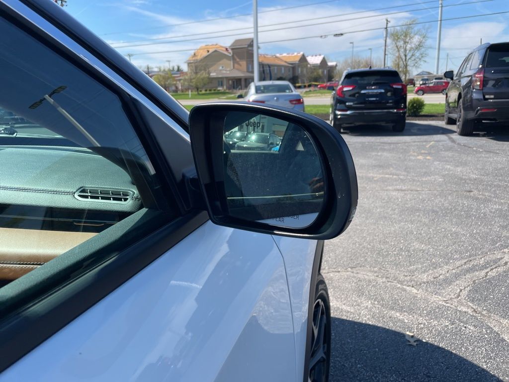 Used 2024 Jeep Compass - photo 16