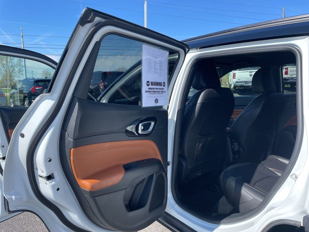 Used 2024 Jeep Compass - photo 31