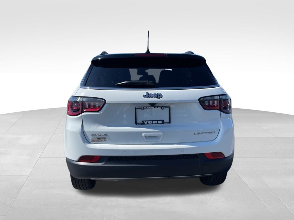 Used 2024 Jeep Compass - photo 6