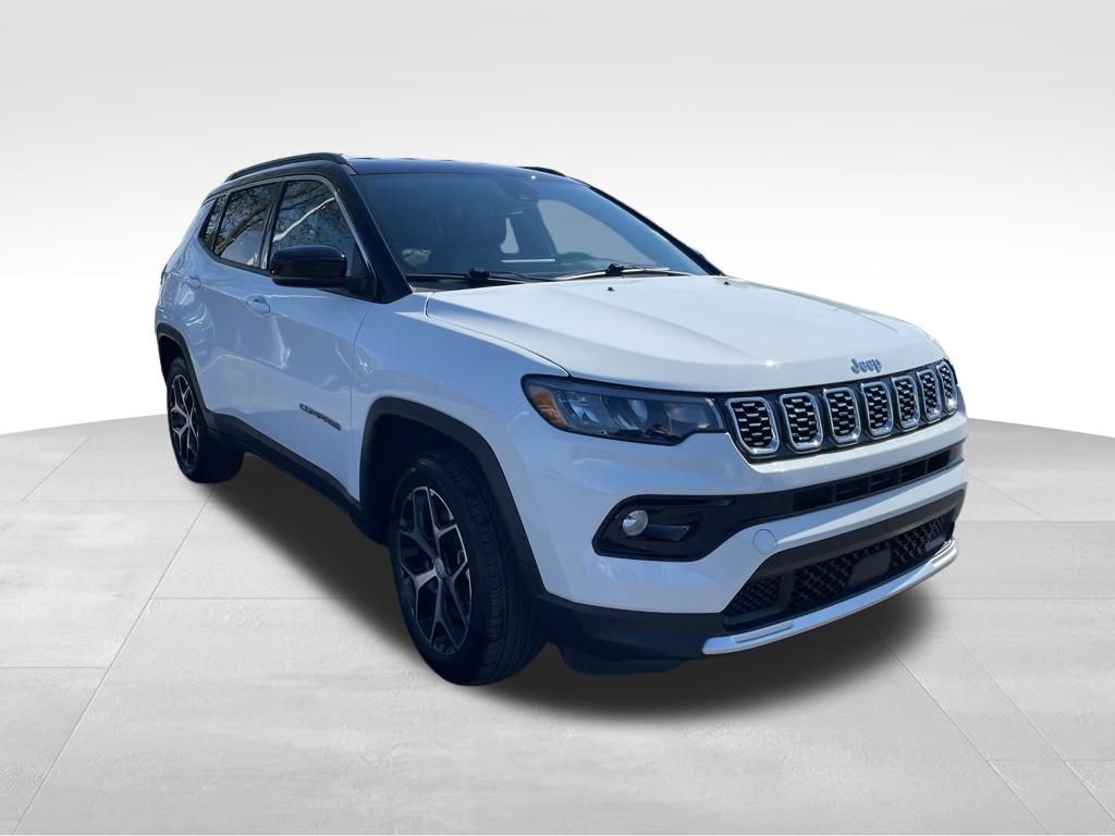Used 2024 Jeep Compass - photo 9