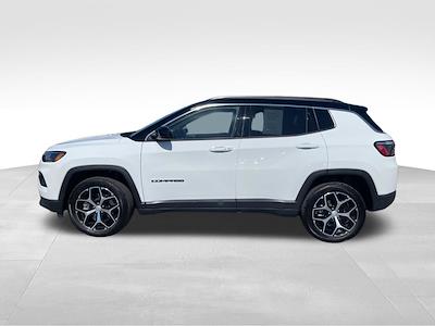Used 2024 Jeep Compass - photo 2