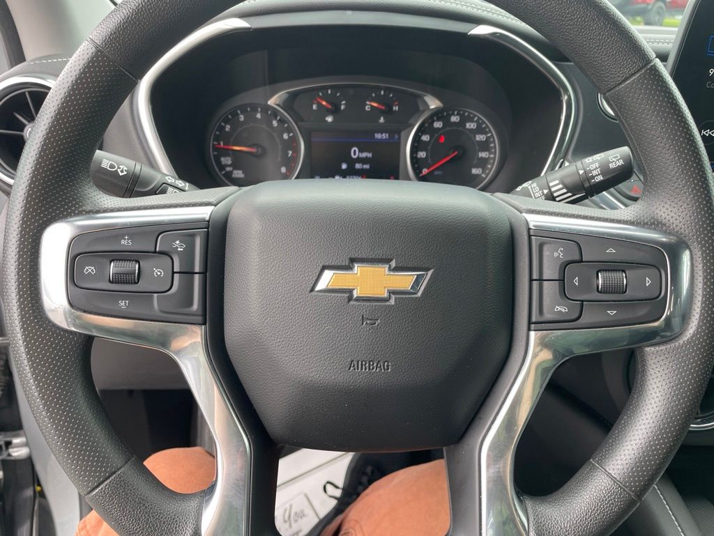 Used 2023 Chevrolet Blazer - photo 22