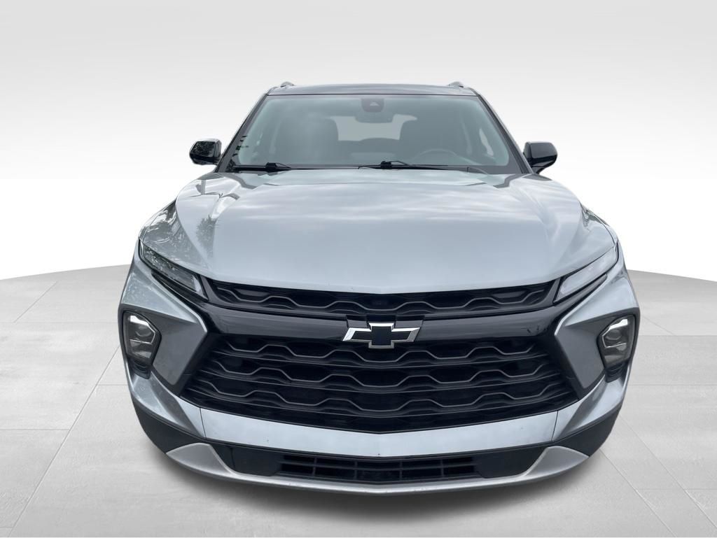 Used 2023 Chevrolet Blazer - photo 10