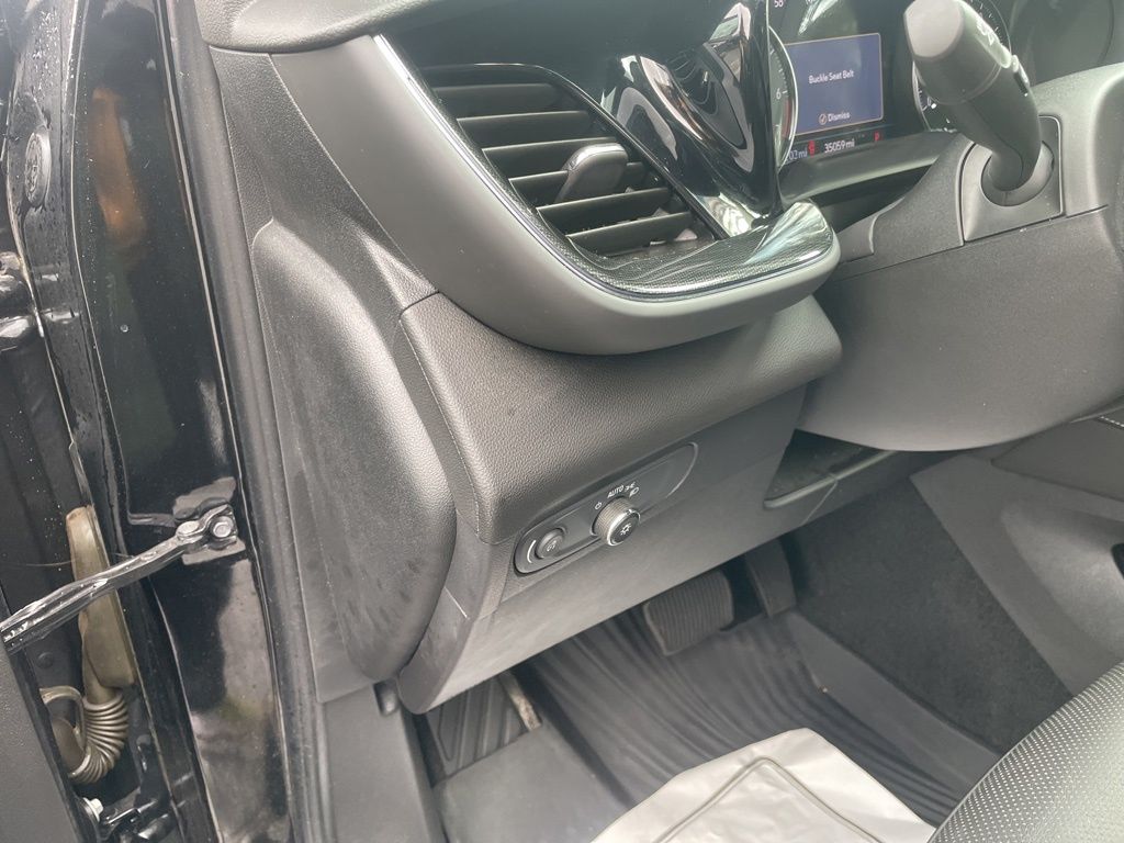 Used 2022 Buick Envision - photo 21