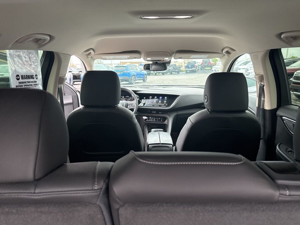 Used 2023 Buick Envision - photo 30