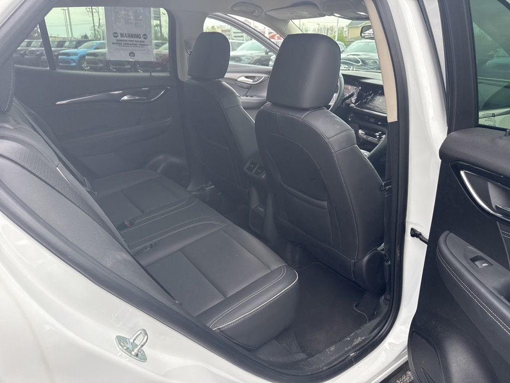 Used 2023 Buick Envision - photo 32