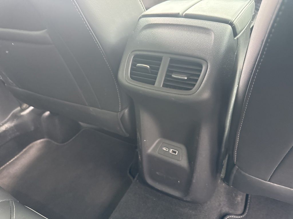 Used 2023 Buick Envision - photo 33
