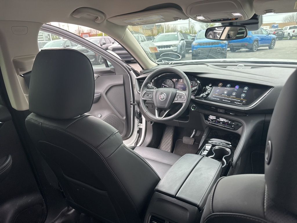 Used 2023 Buick Envision - photo 34