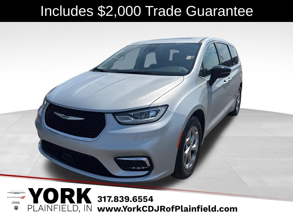 Used 2024 Chrysler Pacifica - photo 1