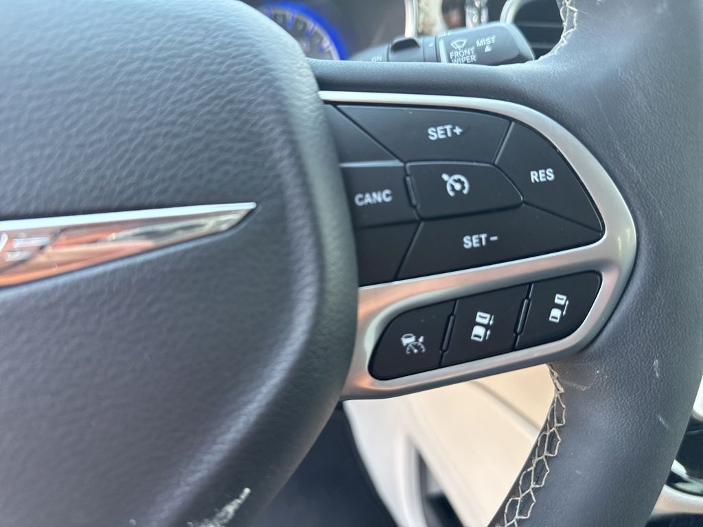 Used 2024 Chrysler Pacifica - photo 19