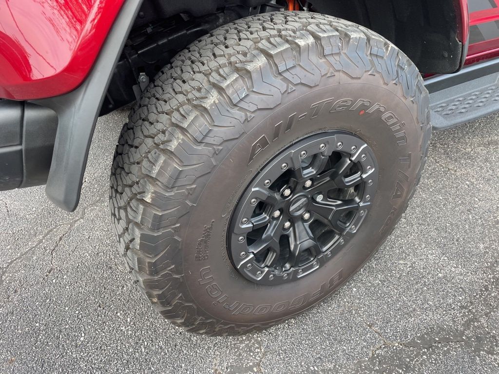 Used 2025 Ford Bronco - photo 12