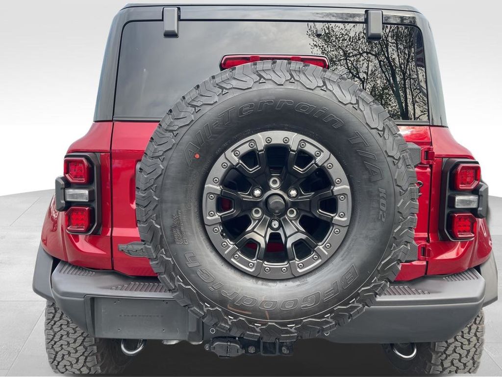 Used 2025 Ford Bronco - photo 13
