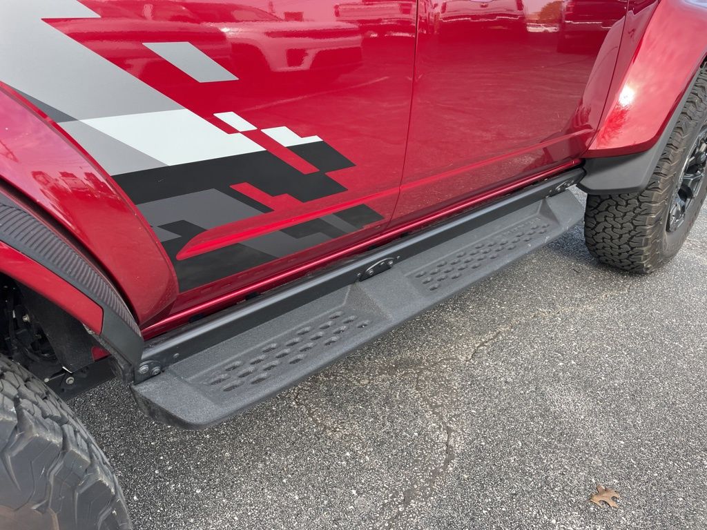 Used 2025 Ford Bronco - photo 17