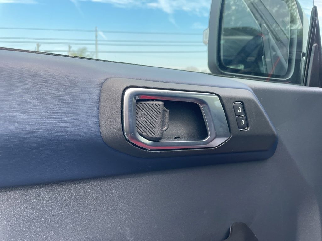 Used 2025 Ford Bronco - photo 22
