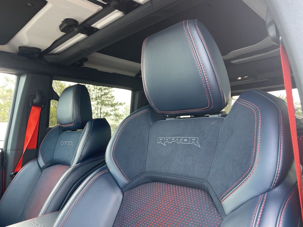 Used 2025 Ford Bronco - photo 23