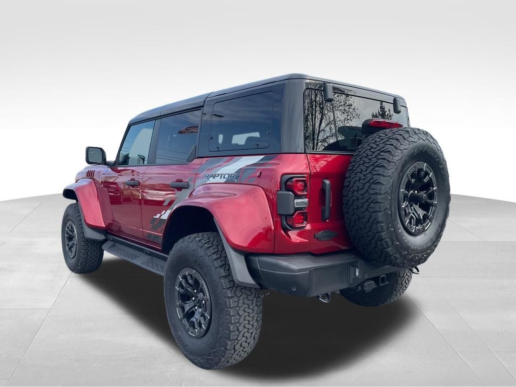 Used 2025 Ford Bronco - photo 5