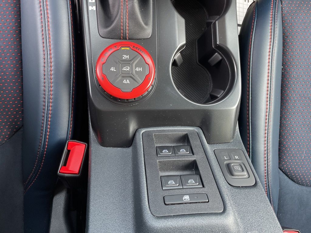 Used 2025 Ford Bronco - photo 33
