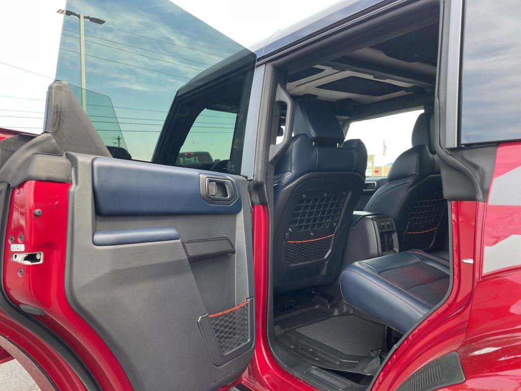 Used 2025 Ford Bronco - photo 34