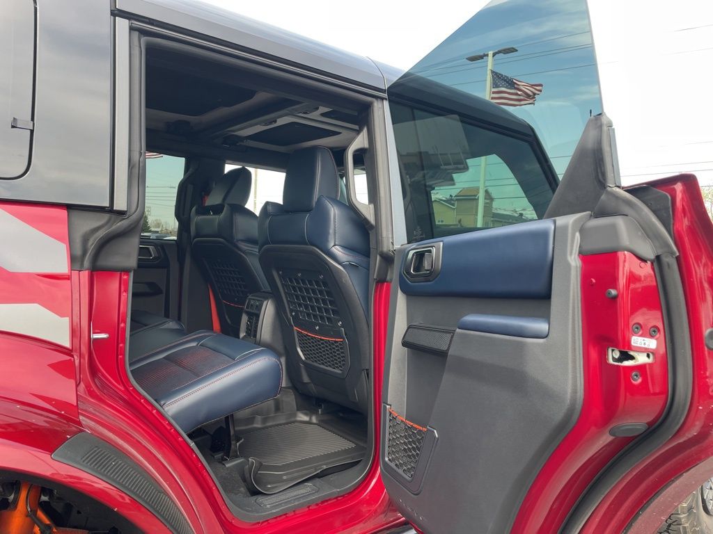 Used 2025 Ford Bronco - photo 39