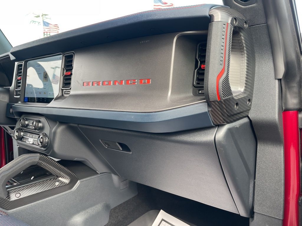 Used 2025 Ford Bronco - photo 43