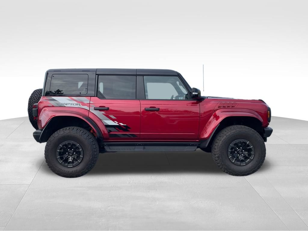 Used 2025 Ford Bronco - photo 8