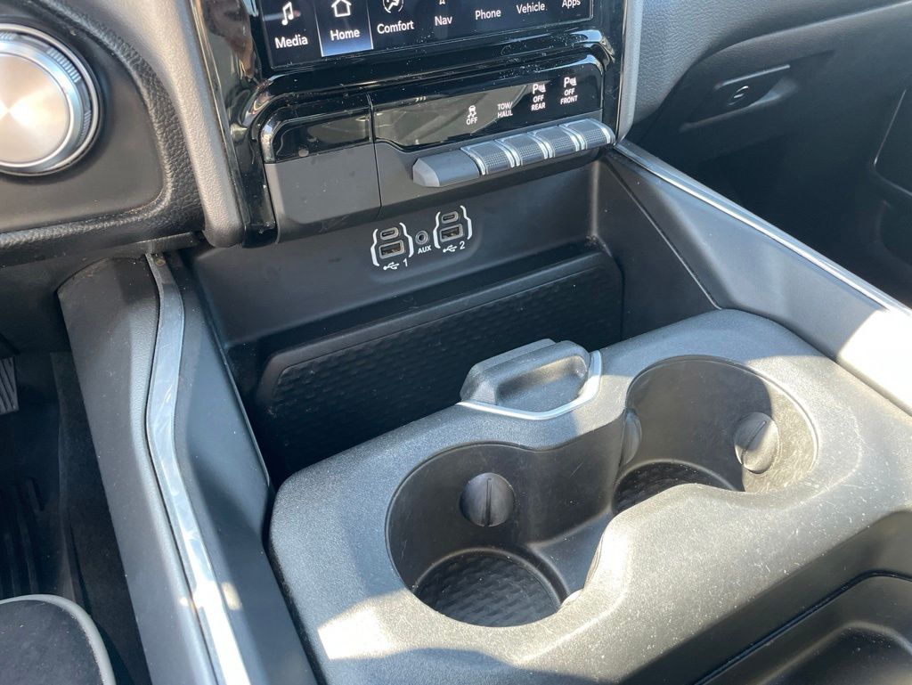 Used 2023 Ram 1500 - photo 15