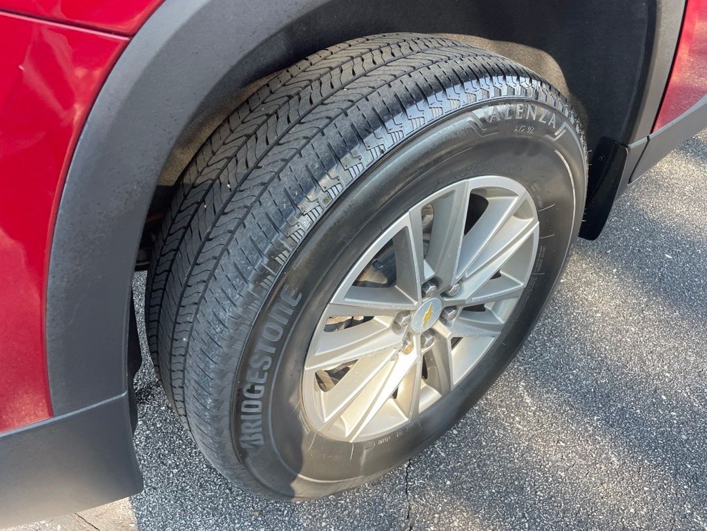 Used 2023 Chevrolet Traverse - photo 12