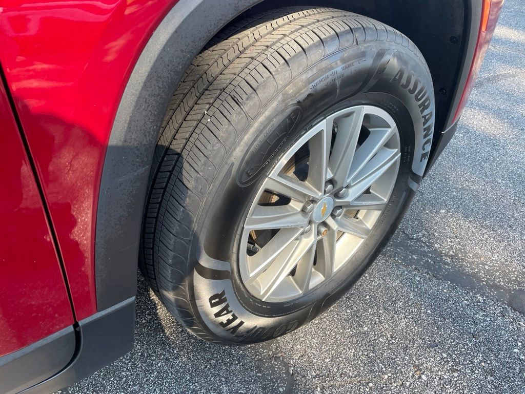 Used 2023 Chevrolet Traverse - photo 13