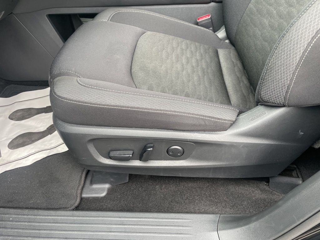 Used 2025 Nissan Pathfinder - photo 20