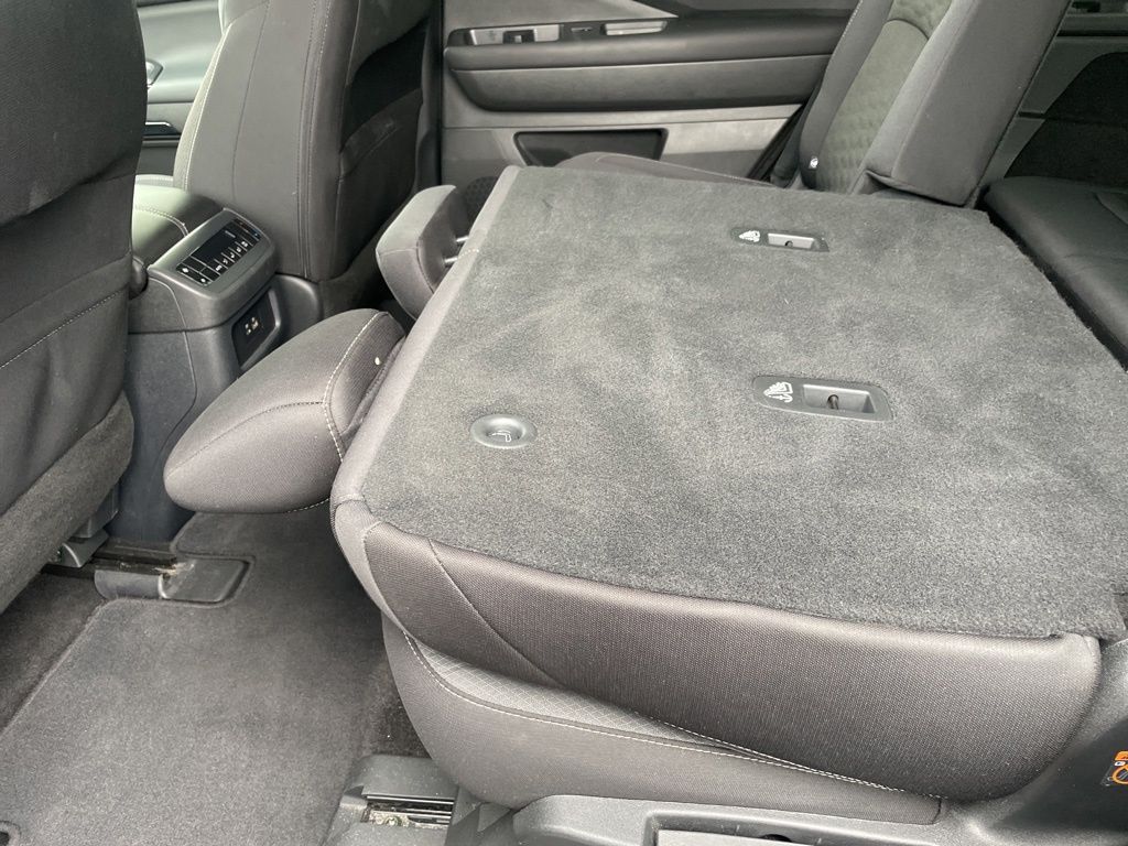 Used 2025 Nissan Pathfinder - photo 34
