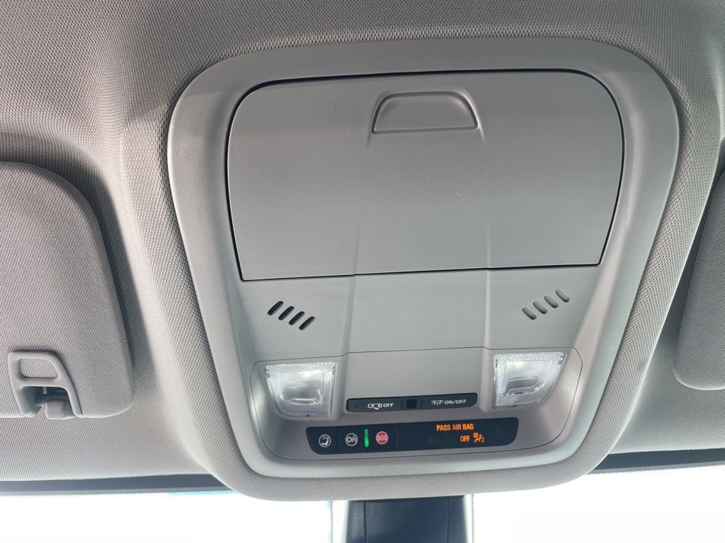 Used 2023 GMC Acadia - photo 26