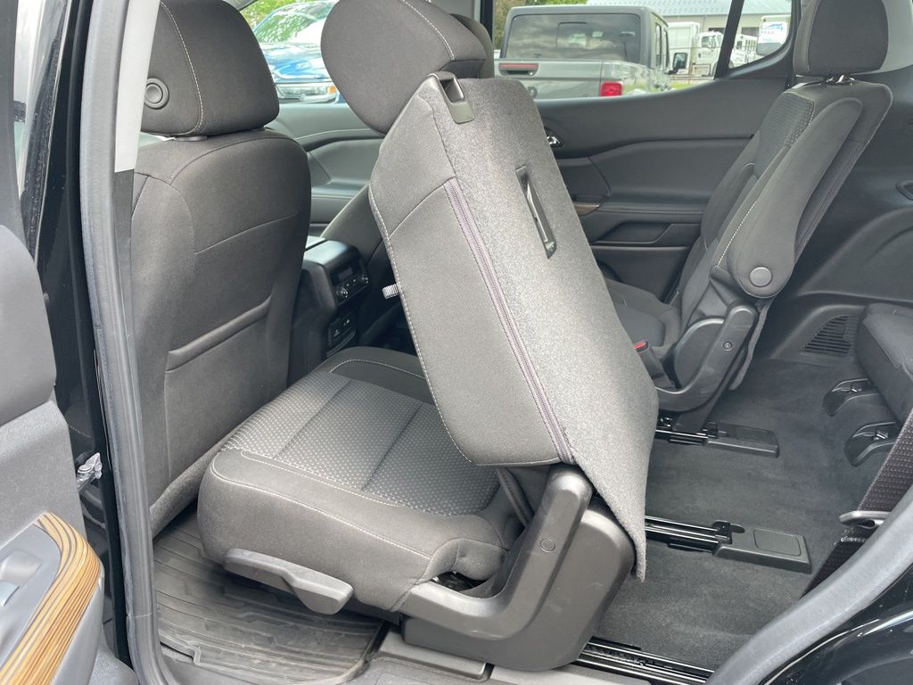 Used 2023 GMC Acadia - photo 35