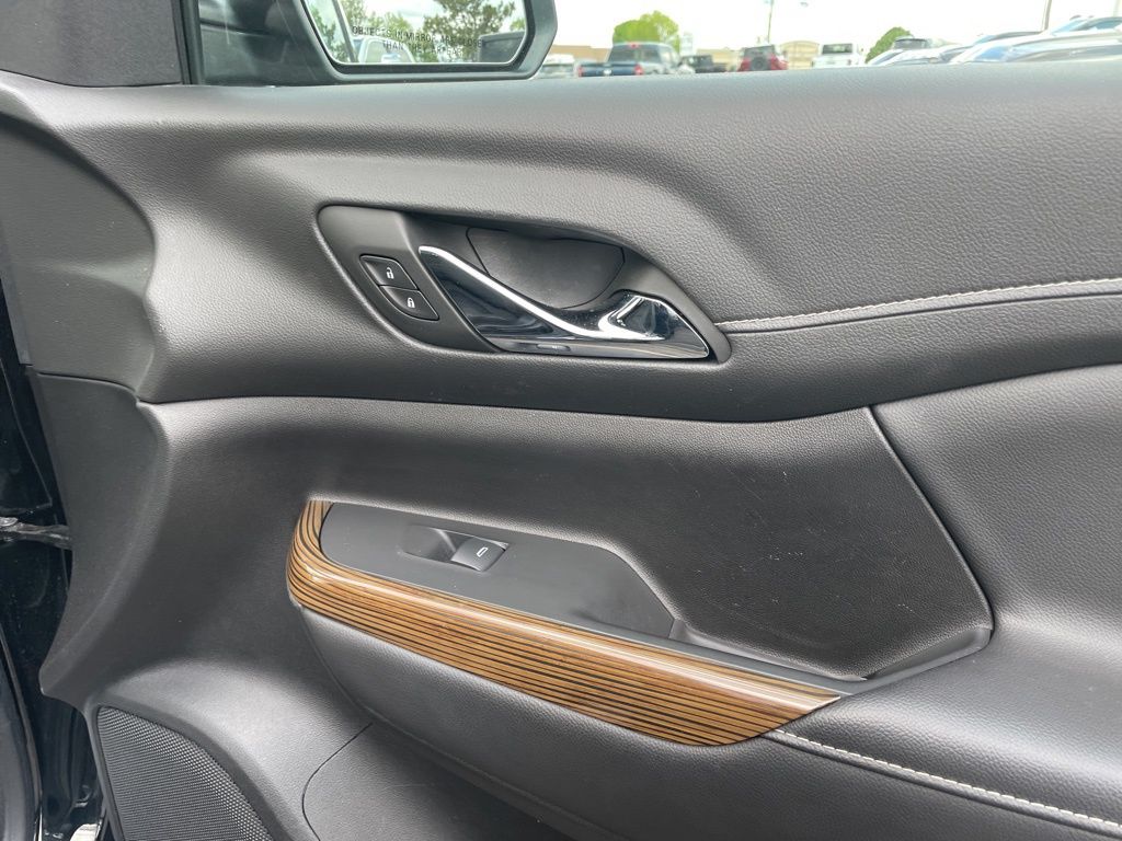 Used 2023 GMC Acadia - photo 42
