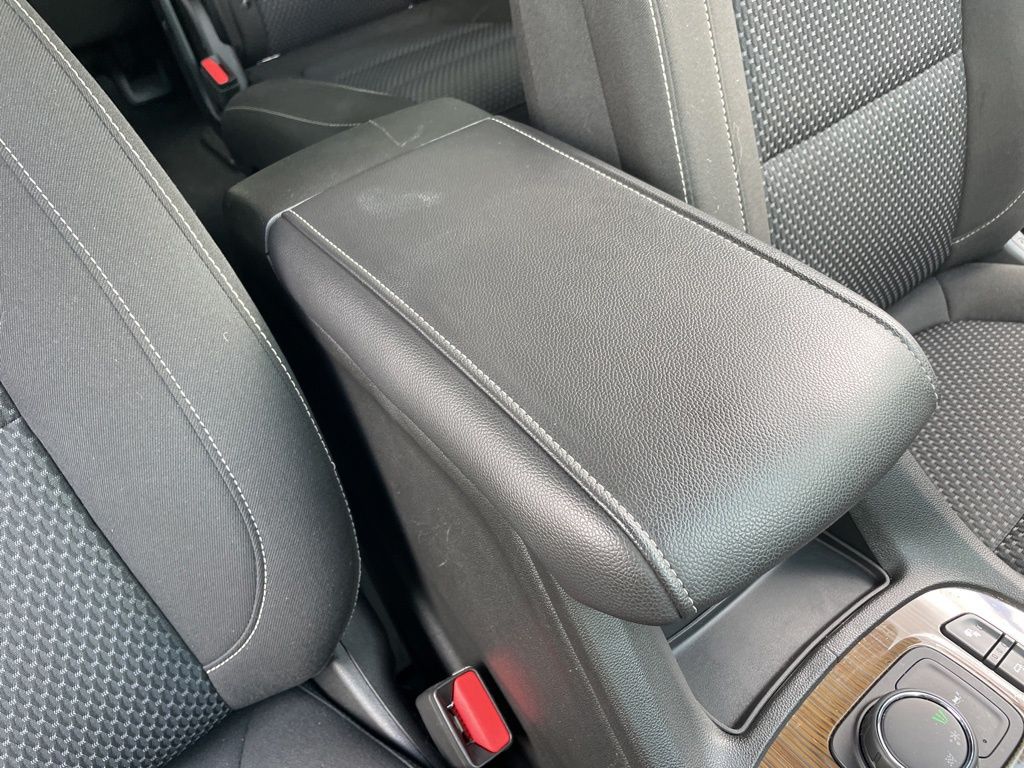 Used 2023 GMC Acadia - photo 45