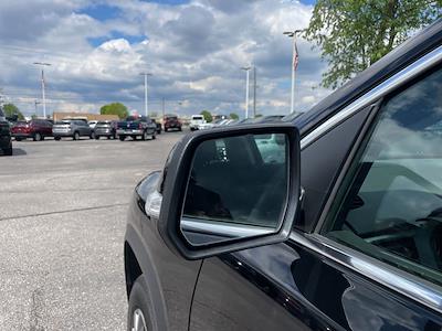Used 2023 GMC Acadia - photo 1